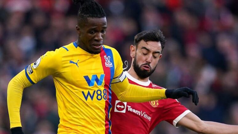 Leicester City strike Wilfried Zaha trade deal