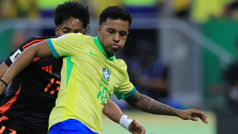 Spurs suffer blow, says "Rodrigo prefers Liverpool"